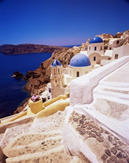 European Vacation Destinations Stampe: View of churches