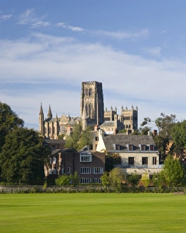 County Durham Landscape Photography Stampe: View across riverside playing fields to the cathedral, Durham, County Durham