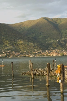Italian Lakeside Towns Stampe: View to Sarnico