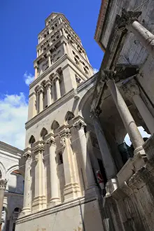 Stampe di Torre campanaria del duomo di Spalato nella contea di Dalmazia sud-est croata Immagini datate 2010 dicembre: Torre campanaria della cattedrale di Spalato nella contea di Spalato-Dalmazia in Croazia