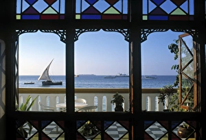 African Coastal Scenes Stampe: Dhow through window