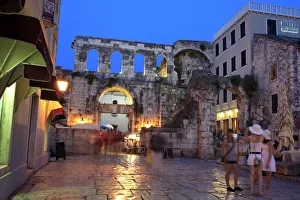Eastern European Travel Destinations Stampe: East gate, Porta Argentea, Split, Dalmatia, Croatia