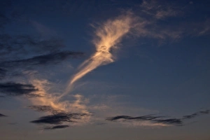 Cirrus Cloud Formations Stampe: cirrus is the name given to high level clouds