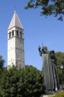 Old Church Building Stampe: 8076495