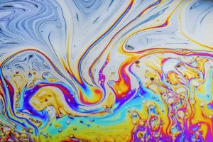 Astratto Stampe: Schema astratto di luce rifratta in bollicine di sapone.