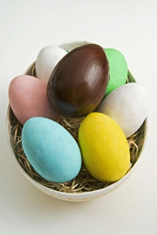 Traditional Easter Eggs Stampe: Easter eggs, spring eggs