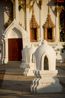 Temple Architecture In Thailand Stampe: Wat at sunset
