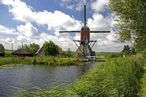 Dutch Windmill Scenery Stampe: Windmill along