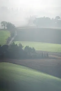 Stampe di Paesaggio rurale, Nebbia, Macerata, Marche, Italia, Europa Macerata Stampe: Countryside
