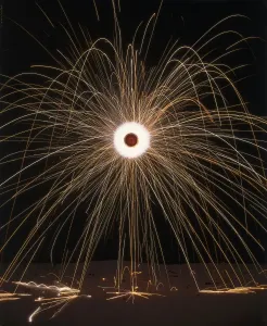 Stampe di Un fuochino d'artificio Scienza E Tecnologia Stampe: Un fuocherello.