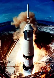 Immagini datate 2006 aprile: Il lancio di un razzo spaziale.