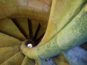 Stampe di Scala a chiocciola nel monastero cistercense di Santa Maria de Rioseco Immagini datate 2016 giugno: Fibonacci