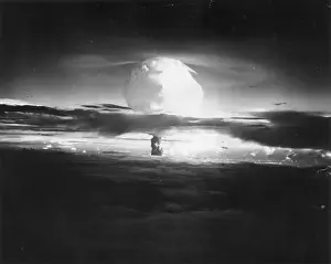 Mushroom Cloud Formation Stampe: Atomic Cloud