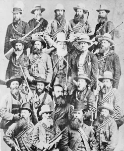 Vintage Military Images Stampe: Boer Commandos Posing Together