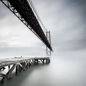 Portugal Tourist Attractions Stampe: The bridge