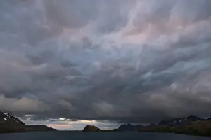 South Georgia Landscape Stampe: Dramatic clouds at sunset, Stromness Harbour
