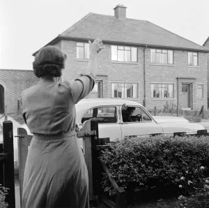 Leicestershire History Stampe: Off To Work