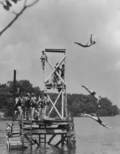 Nostalgic Beach Scenes Stampe: Using The Diving Platform