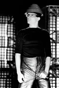 Punk Rock Legends Stampe: Devo Performing