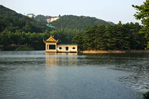 Chinese Cultural Landmarks Stampe: Mount Lu