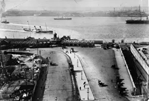 Liverpool Pier Head Stampe: Pier head