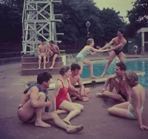 Hyde Park London Stampe: By The Pool