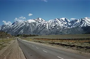 Mountain Road Photography Stampe: Ritter Range