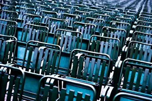 Daytime Exterior Shots Stampe: Empty seats