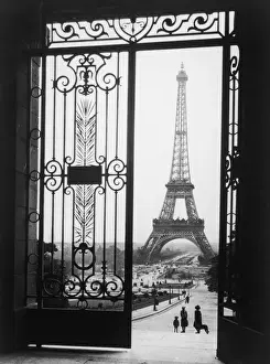 Stampe di La Torre Eiffel a Parigi, vista dal Trocadéro, circa 1925. (Foto di Gall/Agenzia Fotografica Generale/Hulton Archive/Getty Images) Parigi Stampe: Torre Eiffel