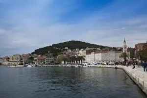 Waterfront Cityscape Photography Stampe: View of Waterfront in Split