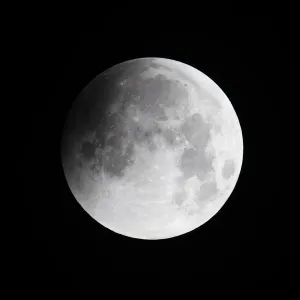 Total Solar Eclipse Photos Stampe: Total eclipse of the moon