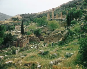 Temple Of Apollo Delphi Stampe: View of Upper Delphi