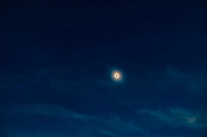 Space Science Images Stampe: A wide-field view of the total eclipse of the Sun