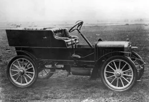 Black And White Automobile Images Stampe: 1905 Ryknield. Creator: Unknown
