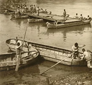 World War One Geography Stampe: Assembling a pontoon bridge, c1914-c1918