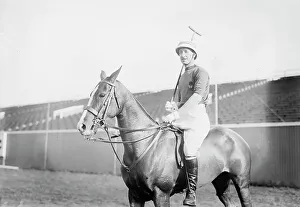 Scottish Military History Stampe: Capt. Leslie Cheape, between c1910 and c1915. Creator: Bain News Service