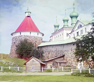 Russian Orthodox Architecture Stampe: Corner tower of the Trinity Cathedral in the Solovetsky Monastery