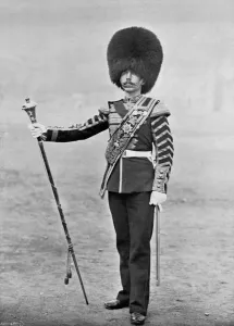 Stampe di Il Sergente Maggiore Patrick, 2° Coldstream Guards, 1895. Una stampa da The Navy and Army Illustrated, 20 dicembre 1895 Immagini datate 2009 agosto: Il Trombettiere Maggiore Patrick, 2° Coldstream Guards, 1895. Artista: Gregory & Co