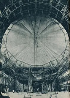 Transportation History UK Stampe: The internal structure of the airship R101, c1929 (c1937)