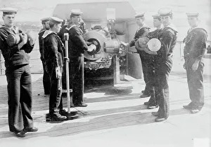 Royal Navy Uniforms Stampe: Loading Big Gun, British Navy, between c1910 and c1915. Creator: Bain News Service
