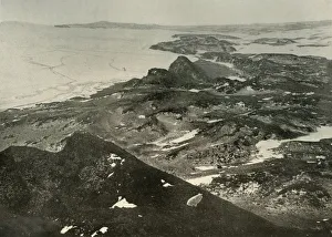 Ernest Shackleton Explorer Stampe: Looking North Towards Cape Royds, c1908, (1909)