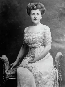 US Historical Photographs Stampe: Mrs. Clinton Backus, between c1910 and c1915. Creator: Bain News Service