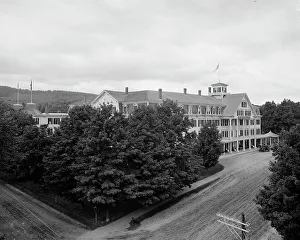 Historic Buildings In USA Stampe: The Sinclair, Bethlehem, N.H. c1907. Creator: Unknown
