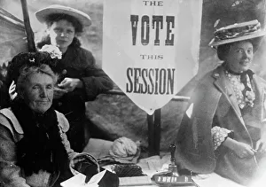 Suffragette e petizioni, tra c1910 e c1915. Creatore: Bain News Service