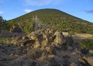 National Monument Landscapes Stampe: Capulin Volcano cinder code, extinct, Capulin Volcano National Monument, New Mexico