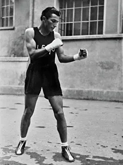 Male Athlete Portrait Stampe: A fighter during training