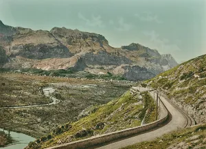Mountainous Road Scenery Stampe: View of Arco