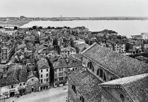Italian City View Stampe: View of Comacchio