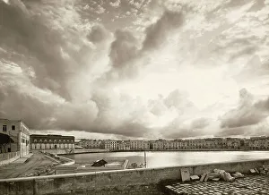 Urban Skyline View Stampe: View of Trani