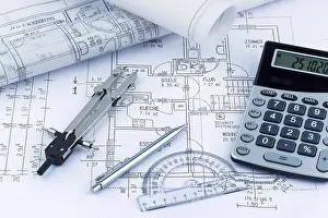 Austria Stampe: Il piano di costruzione dell'architetto con un calcolatore.